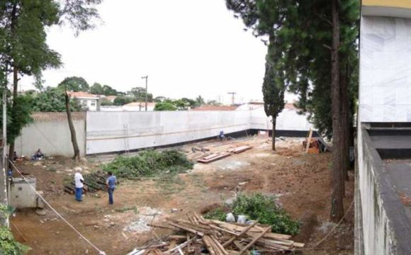 Execução da Casa Planalto em concreto estrutural